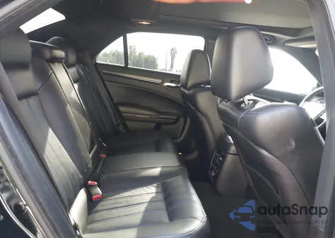 2012 Chrysler 300 S V8 from USA, damaged, VIN 2C3CCADT6CH315274